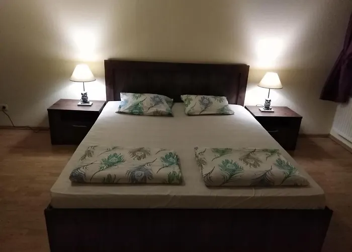 Raina Lux Apartment