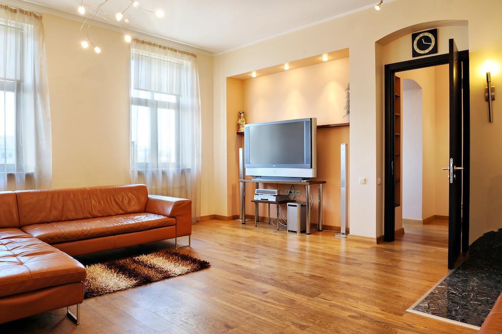 Raina Lux Riga